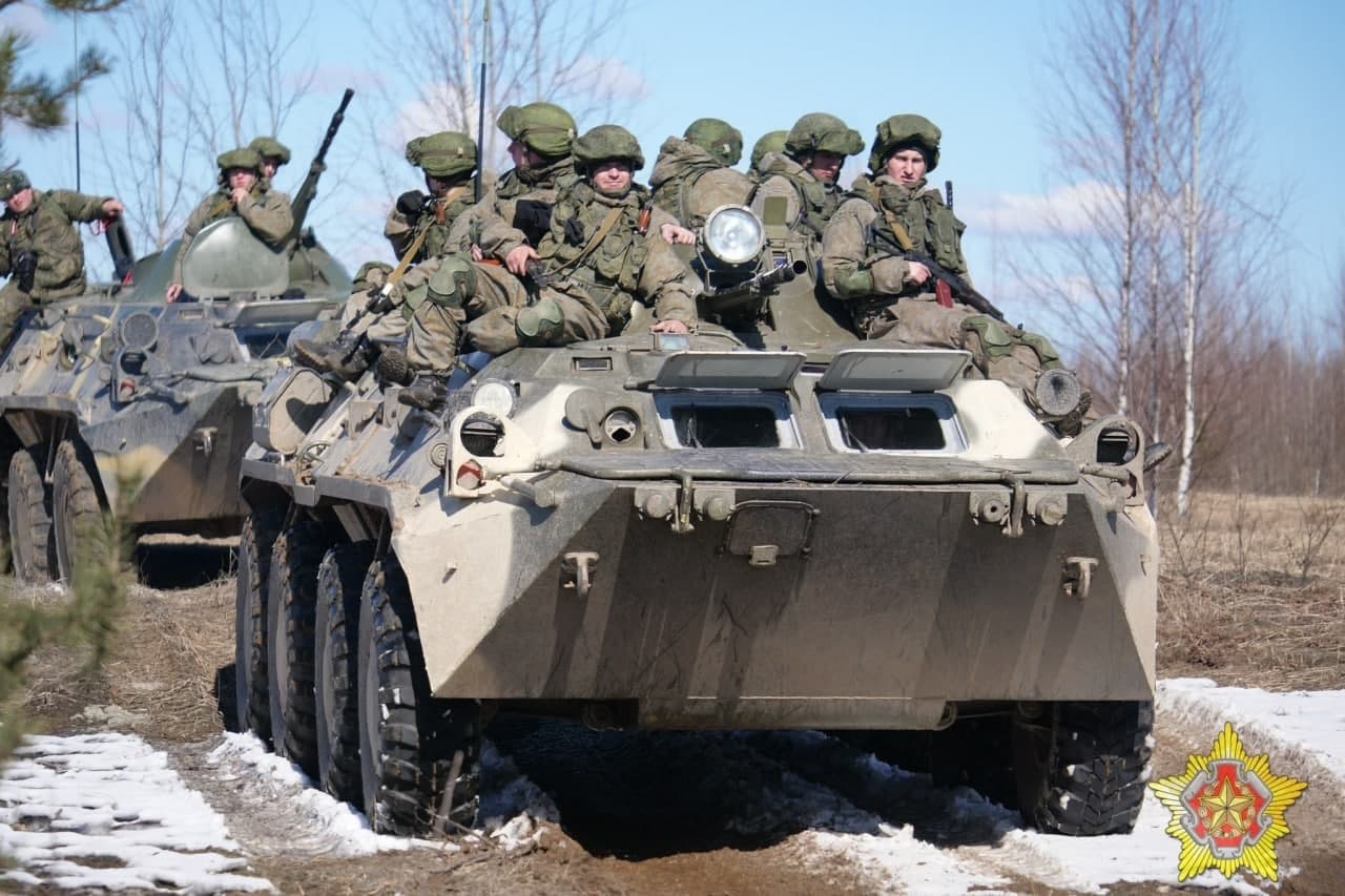 Проходившим военную. Полигон 103 ВДВ Белоруссии. Учения ВДВ Белоруссии. Российские учения на полигонах Беларуси. Полигон Осиповичи.